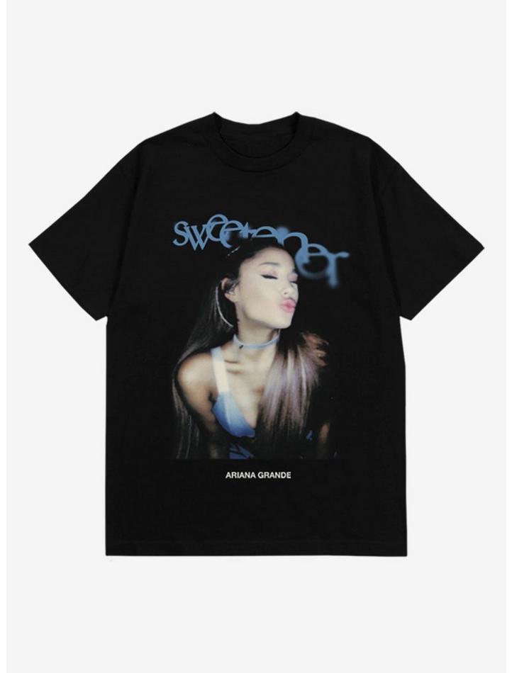 Ariana Grande Sweetener Kiss Girls Premium Tee, Classic Style T-Shirt